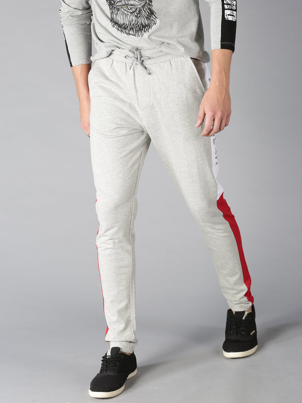 Men grey printed cotton track pants