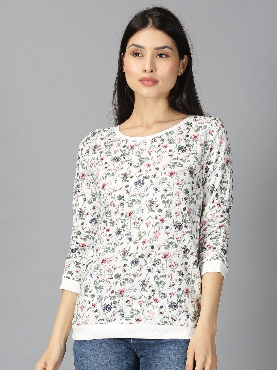 Women White Floral Printed Round Neck Casual T-Shirt