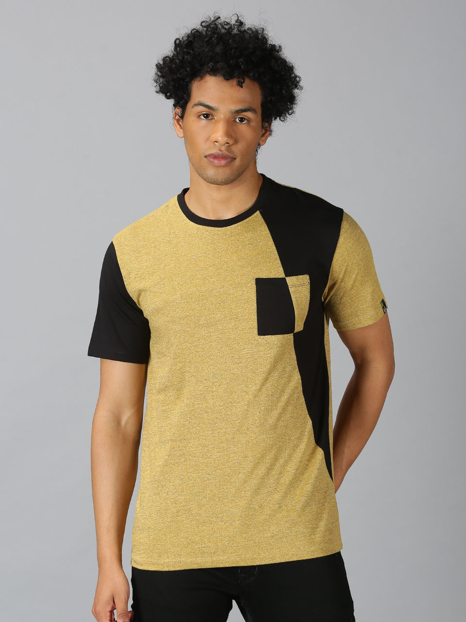 Men Yellow colorBlock Round Neck T-shirt