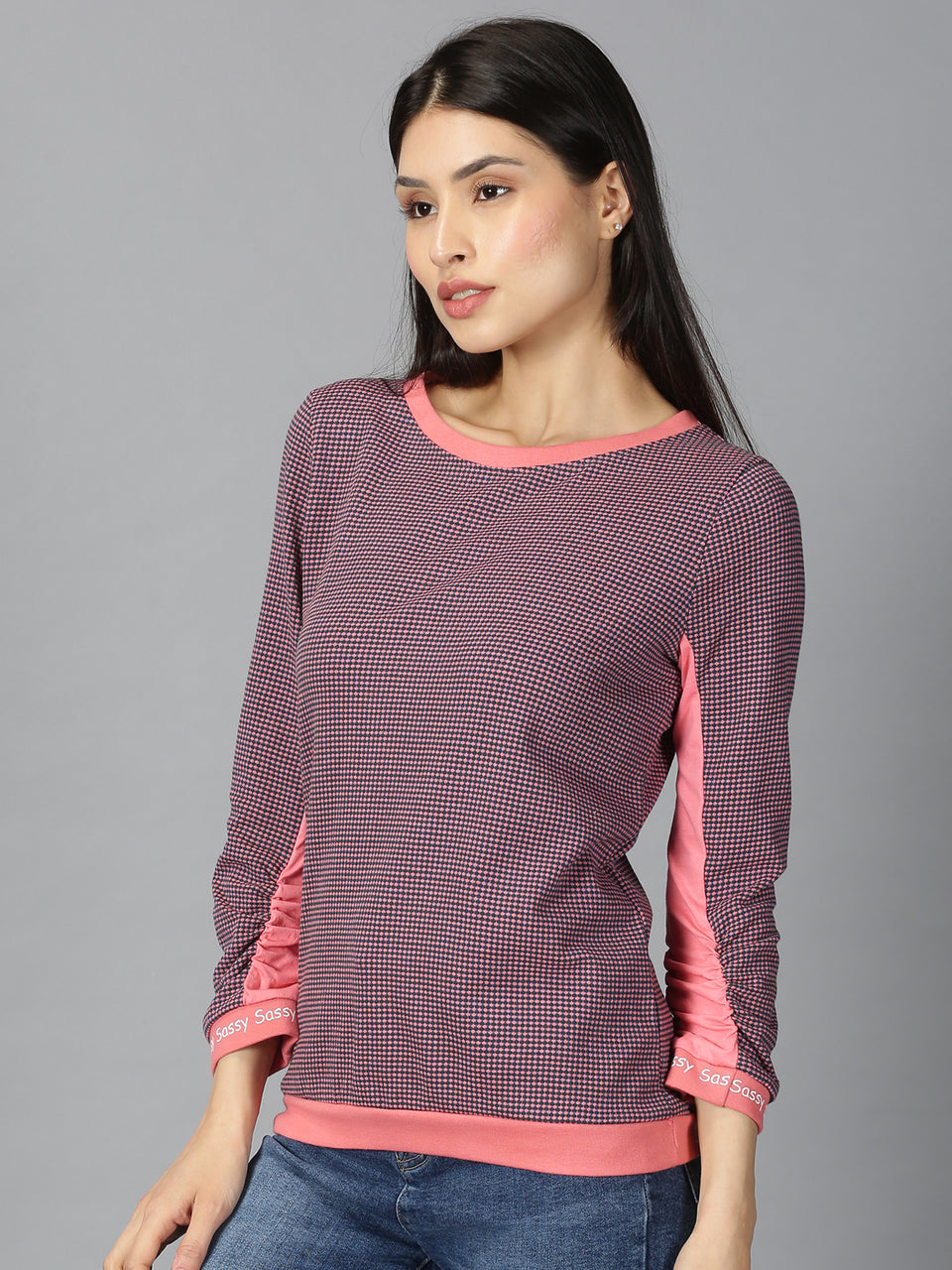 Women Pink & Blue Small Checked Round Neck Casual T-Shirt