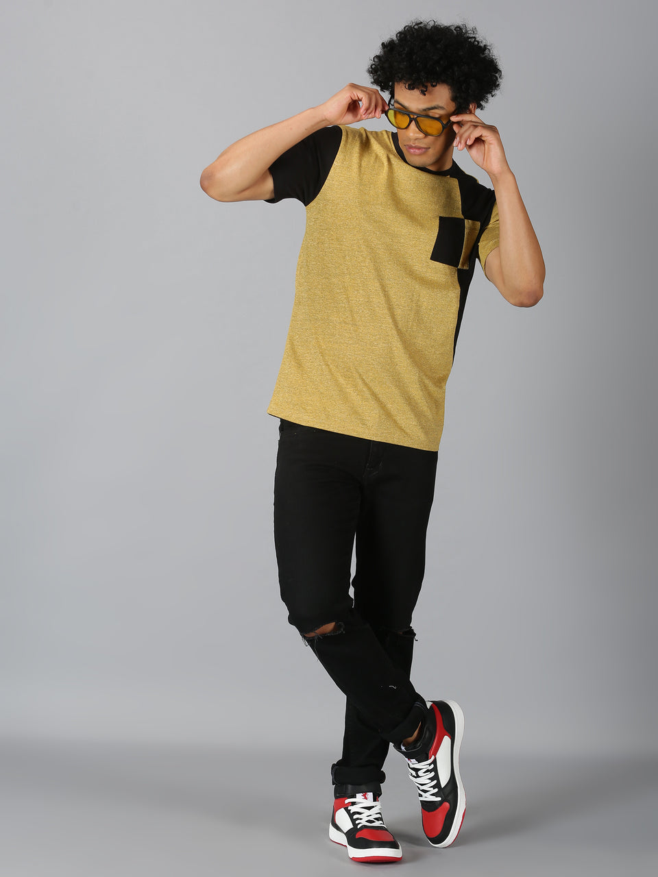 Men Yellow colorBlock Round Neck T-shirt