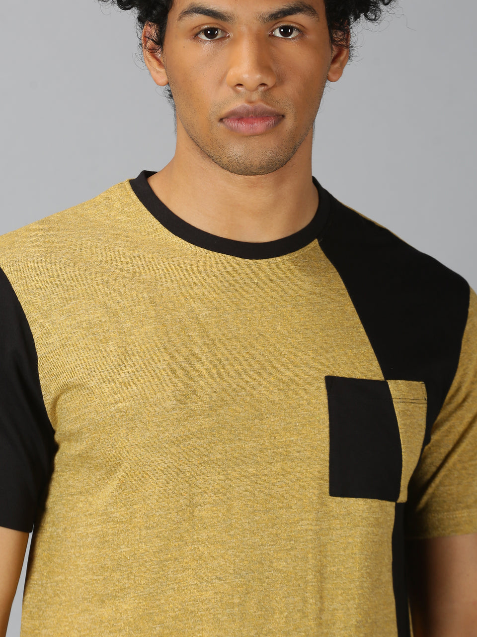 Men Yellow colorBlock Round Neck T-shirt