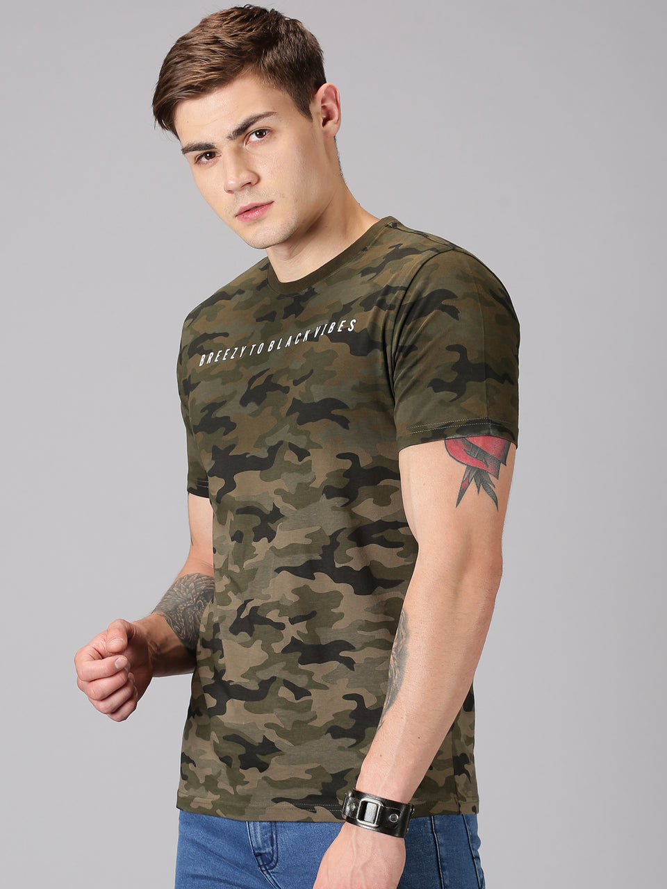 Men Camouflage Printed Crew Neck T-shirt