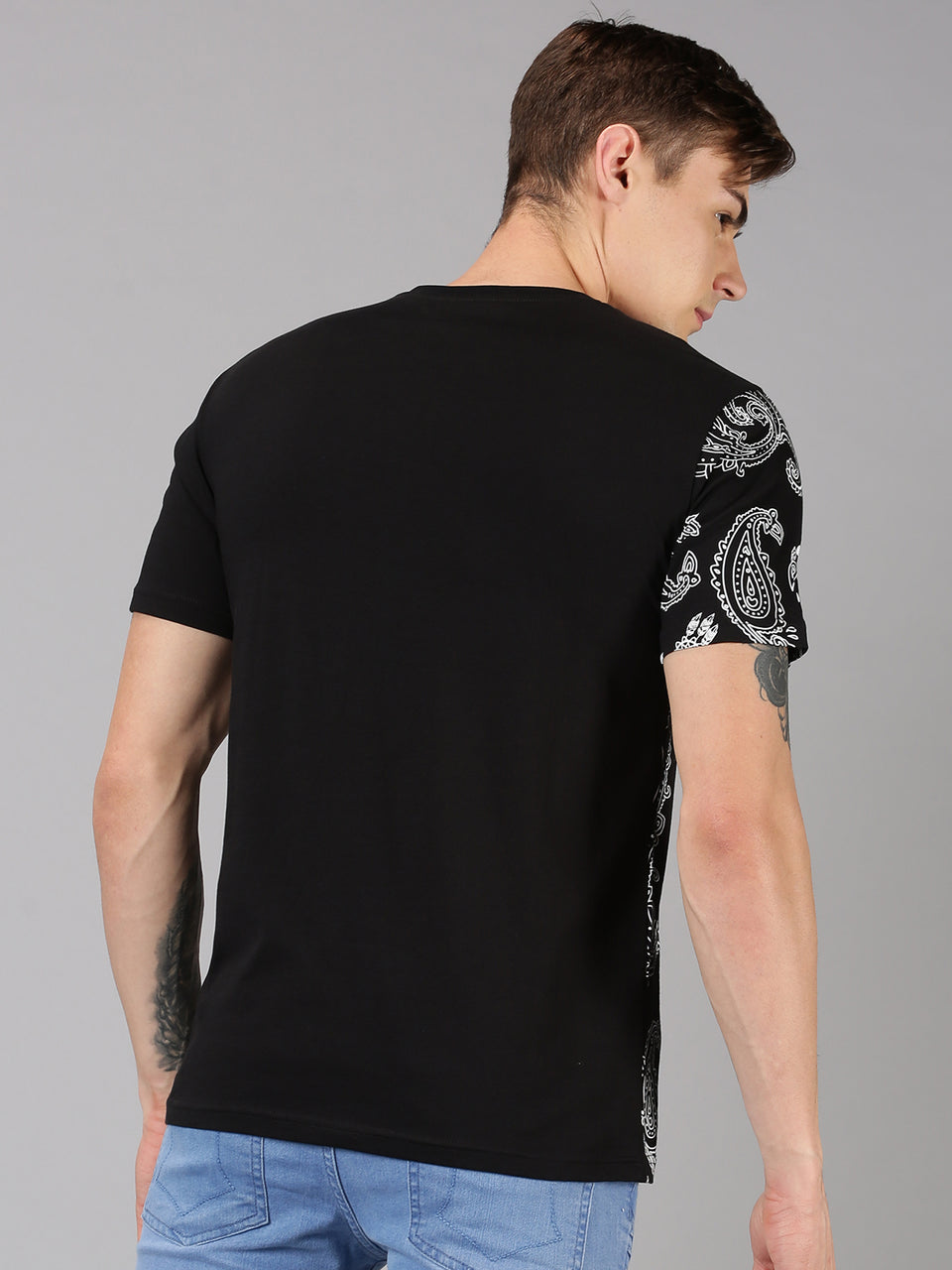 Men Black White Printed Round Neck Organic Pure Cotton Half Sleeve Regular Fit Casual T-Shirt