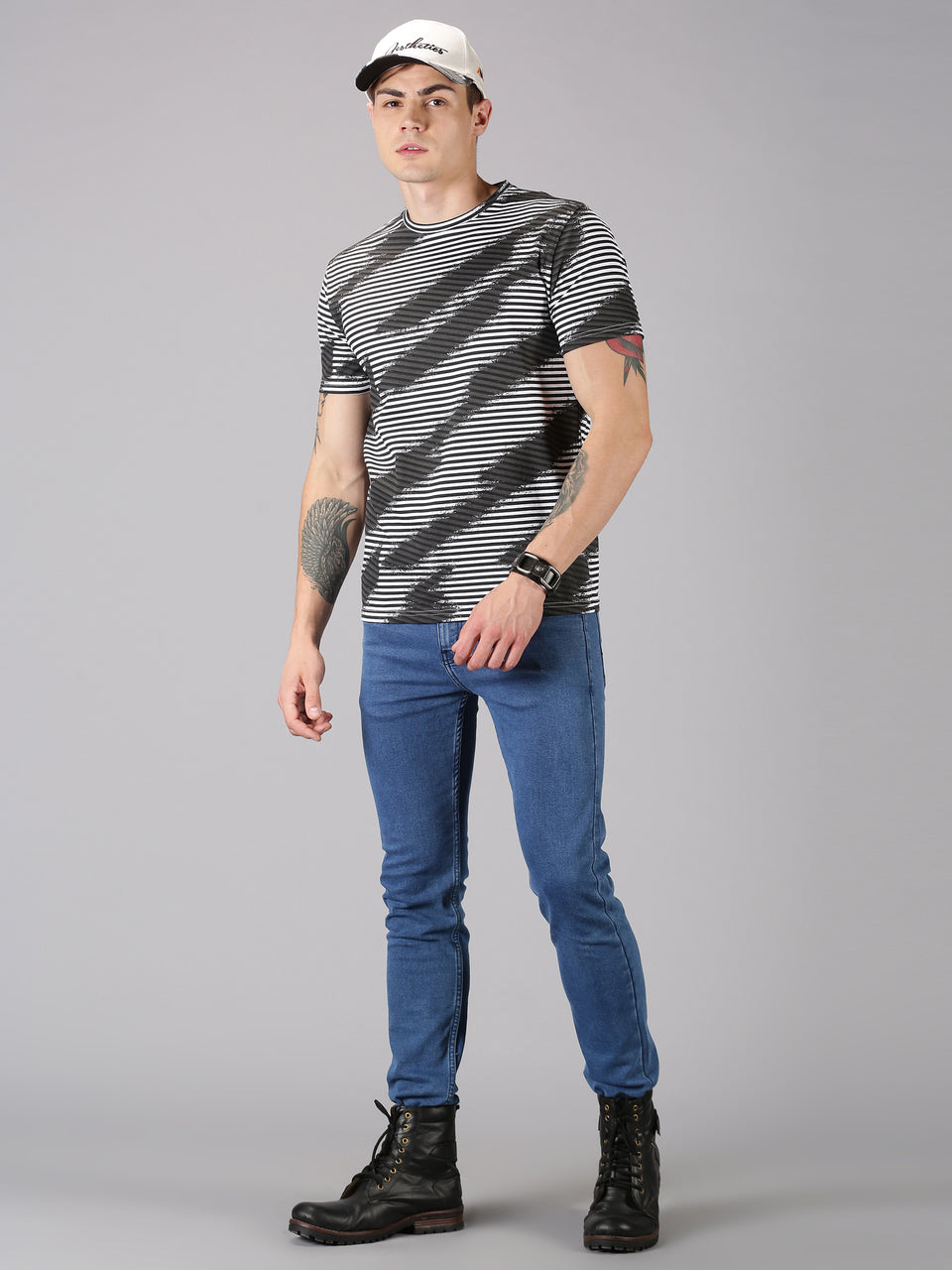 Men White Grey Black All Over Printed Round Neck Organic Pure Cotton Half Sleeve Casual T-Shirt