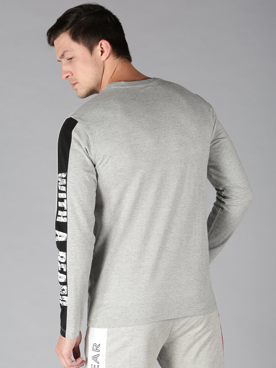 Men Grey Graphic Printed Round Neck Organic Cotton Long Sleeve Regular Fit Casual T-Shirt