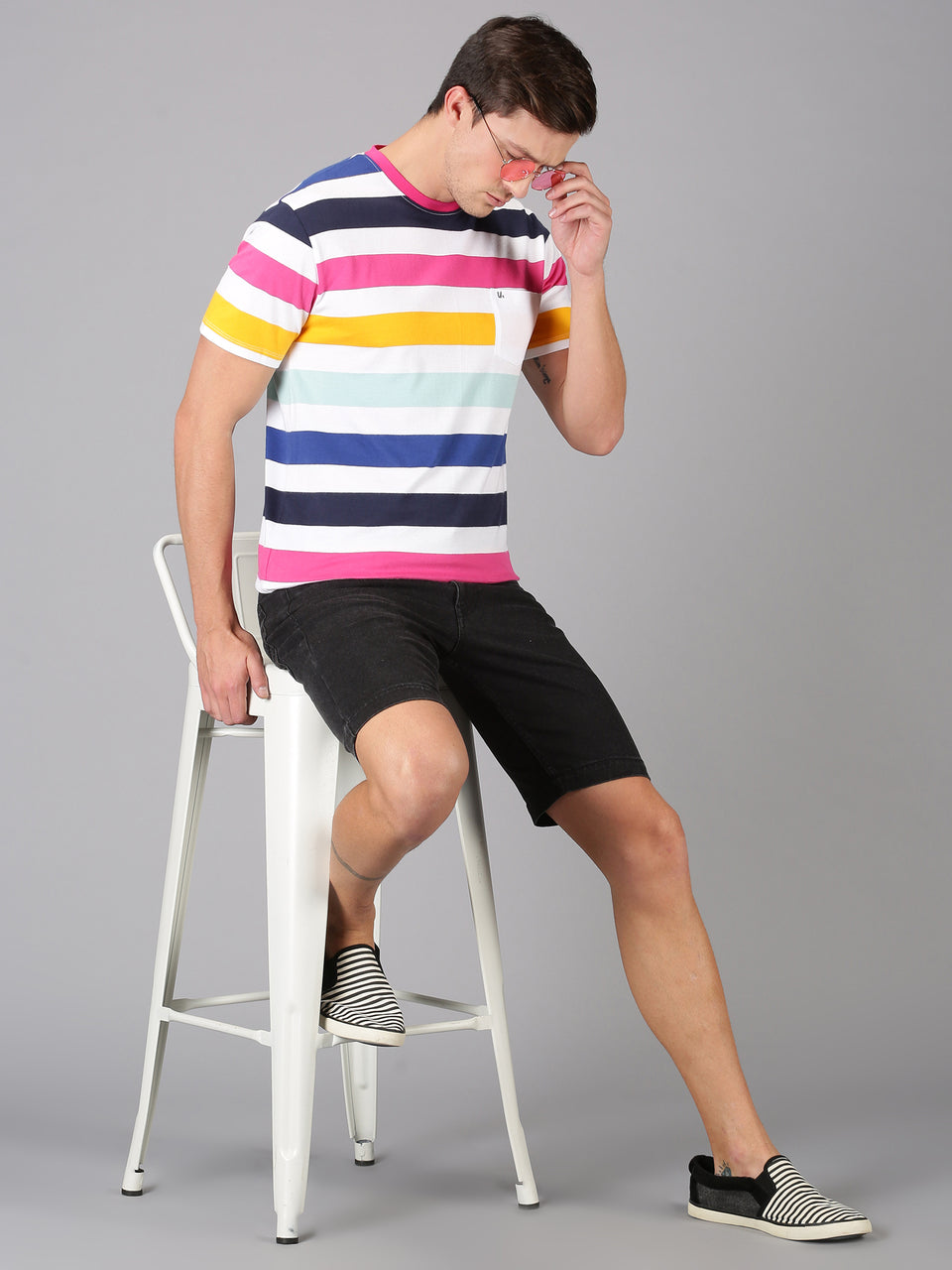 Men multi color striped half sleeve t-shirt