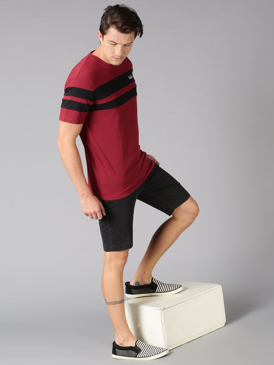 Men Maroon Black Piping Stripes Round Neck Organic Pure Cotton Half Sleeve Regular Fit Casual T-Shirt
