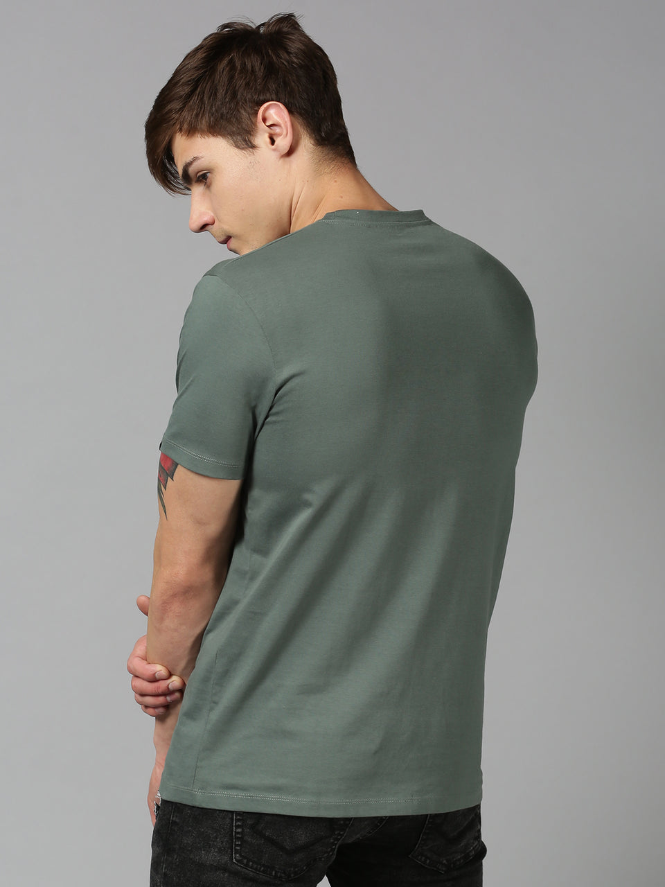 Men olive green printed round neck t-shirt