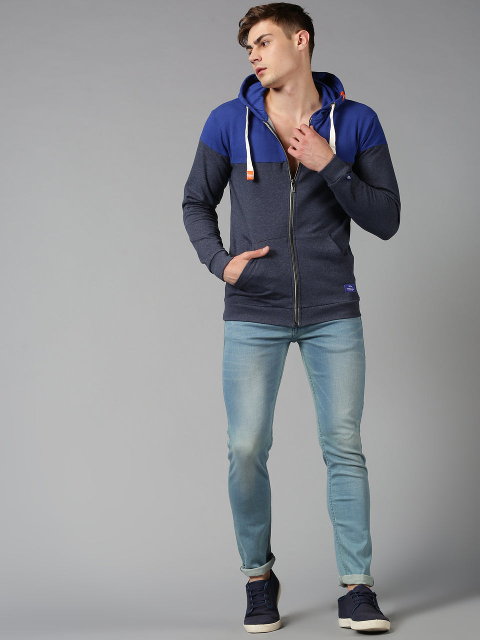 Men Blue Color Blocked Hooded Neck Recycled Cotton Full Sleeve Regular Fit Front Open with Zipper Hoodies Sweatshirt
